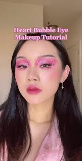 stores already have vday merch out so don’t “it’s too early for valentine’s  day looks” me 😠 #valentinesdaymakeup #heartmakeup #vdaymakeup #eyelook  #eyemakeup . products list: @ColourPop Cosmetics ...