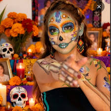 Catrina bella Modelo @ximena_.duran Mua @ruthnajera_makeup Bodypaint  @jesica.romeromota @tepozmarthapatypintacaritas @karencittabaez Hecho con  @kosmetikaaoficial @magic._glitter . . . . #catrinamexicana #catrina  #makeup #maquillaje #makeupartist ...