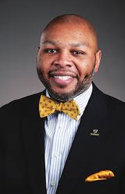 Timeless art: Pair of UT fine arts students incorporate old clocktower  hands into mural at Carlson Library