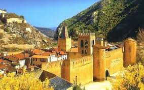 L'office de tourisme vous ouvre ses portes à l'entrée de la cité porte de france. Villefranche De Conflent Tourisme