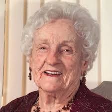 Julie Abrahamson's Instagram, Twitter & Facebook