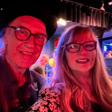 I enjoyed @TheNickyHopkins film Session Man tonight. Nice to see  @peterframpton and filmmaker Mike Treen, producer Chris Kimsey and others.  Great film.