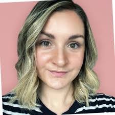 Olivia Hitchen's Instagram, Twitter & Facebook