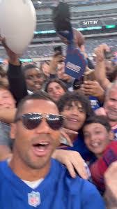 Sharron Maynard's Instagram, Twitter & Facebook