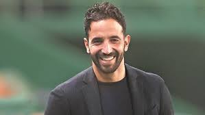 Ruben amorim is coach for sporting cp. Champions E Titulo Premeiam Ruben Amorim 1 Milhao Garantido E Mais 2 3m A Caminho Sporting Jornal Record