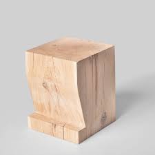 Finished in laurel oak, this storage lift top coffee table transforms the rooms that you already love spending time in. Tree Stump Coffee Table Pfeife Vitamin Design