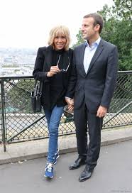 If i am elected—no, sorry. Brigitte Trogneux Et Emmanuel Macron Se Promenent A Montmartre A Paris En Septembre 2016 Terrafemina