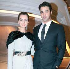 We would like to show you a description here but the site won't allow us. Birce Akalay And Sarp Levendoglu Dating Gossip News Photos