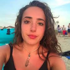 Melissa Lauder's Instagram, Twitter & Facebook