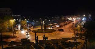 Μπορεί το ποδόσφαιορ να περνά σε δεύτερη μοίρα για τους ιρλανδούς, ωστόσο, απόψε μπαίνει σε πρώτο πλάνο η ιστορική για εκείνους μποέμιαν, κάνοντας λόγο για το βράδυ της ζωής τους! Bolta Me Aytokinhto Sthn Apomonwmenh Larisa Brady Sabbatoy Binteo Thenewspaper Gr