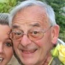 Douglas Beresford's Instagram, Twitter & Facebook