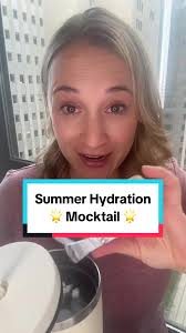 2nd trimester nausea can go away now 😅 If you want to make your mocktial  cute…. 👉 add ice to a wine glass 👉 pour your drink in 👉 garnish with a  🍋‍🟩 #mocktails #mocktailrecipe #2ndtrimester ...