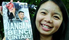 Adaptasi novel karya emy roberto sinopsis: Penulis Jangan Benci Cintaku Rupanya Doktor Metrotv