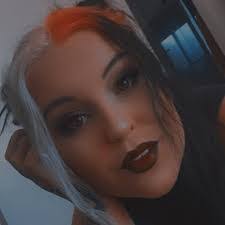 Amber Nokes's Instagram, Twitter & Facebook