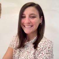 Sarah Gilbride's Instagram, Twitter & Facebook