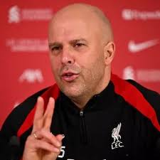 Ton-up hero Hadden keeps Formby's sights