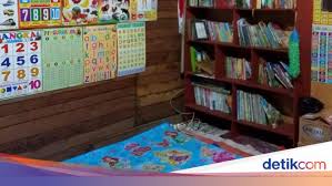 Rak buku perpustakaan 1 muka (ad 011). Salut Kuli Bangunan Ini Bikin Perpustakaan Bimbel Gratis