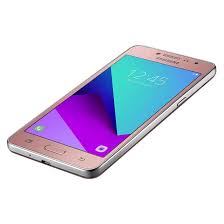 The chassis is plastic but it is the slight shimmer. Smartphone Samsung Galaxy J2 Prime Dourado Com 16gb Dual Chip Tela 5 Camera 8mp Samsung