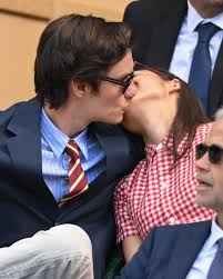 Please don't be true!! 😞 After two years together, #OliviaRodrigo and #LouisPartridge have reportedly called it quits, sources told The Sun. “Her friends have rallied around her but it's just been pretty