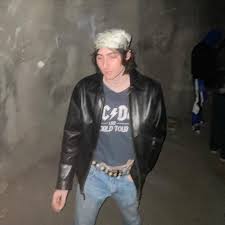 Hayden Robert (@haydenroberttt) • Instagram photos and videos