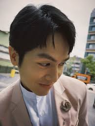 跟著小王子勇闖全民星攻略✨ 🤵 @chapeaunoir_suits @cmusicalpd @hsinstarforever