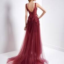 Il corpino è chiuso dietro con un nastro panna intrecciato.il coprispalle e le scarpe sono comprese. Ø£ÙˆØªØ§Ø¯ Ø§Ù„ÙˆØ¹ÙŠ Ù…Ø¹ÙÙ‰ Vestiti Bordeaux Da Cerimonia Zetaphi Org