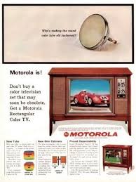 In 1965 Motorola Television Creates The First Rectangular Color Picture Tube Color Television Old Tv Vintage Tv