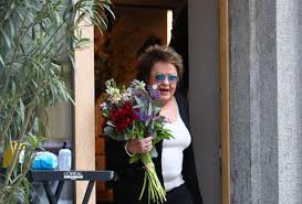 Check spelling or type a new query. Jirina Bohdalova Kvuli Covidu Slavim 90 Narozeniny Jen S Rodinou Vetsi Party Si Uziju Jindy Press Klub Podcast Podtail