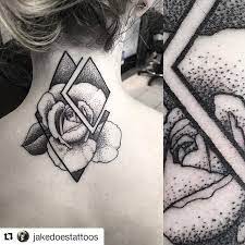 Geometry Rose By Artist Jakedoestattoos Royalfleshtattoo Chicago Chicagoartist Chicagotattoos Chicagotattoo C Flesh Tattoo Tattoos Chicago Tattoo Shops