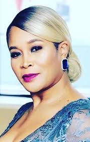 Thomasina Washington's Instagram, Twitter & Facebook