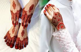 Ini cara mudah aku buat pasang glitter dan gems di henna merah / maroon, aku selalu pake lem bulumata yang aman untuk kulit. Populer Henna Pengantin Warna Merah Maroon Motif Henna