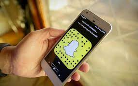 كيفية حفظ فيديو من السناب شات تنزيل فيديو سناب للاندرويد والايفون برامج اندرويد