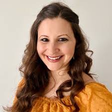 Danielle Borja's Instagram, Twitter & Facebook