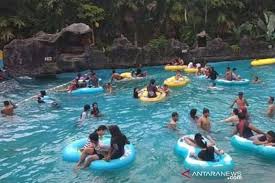 Untuk mobil rp 15.000, bus rp 35.000, motor rp 10.000 dan sepeda rp 1.000. Sejumlah Objek Wisata Di Purbalingga Tutup Sementara Saat Ramadhan Antara News Banten