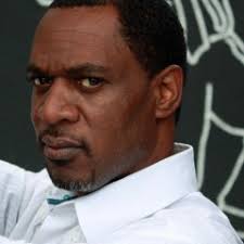 Stream Vincent Bates music