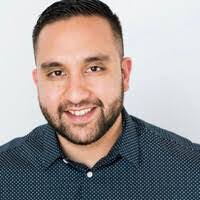 Armando Castillo's Instagram, Twitter & Facebook