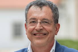 Saiba Mais: fernando-schmitt