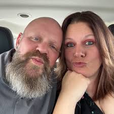 Separating rabbits for flea treatment?