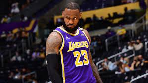 Born december 30, 1984) is an american professional basketball player for the los angeles lakers of the national basketball association (nba). Nba Lebron James Feiert Comeback Jayson Tatum Stellt Bird Rekord Ein Kicker
