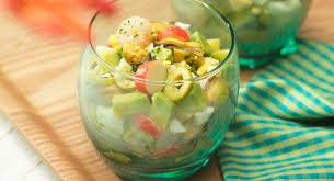 Que Faire Avec Du Surimi 30 Recettes Faciles Pour Tous Les Jours Salade De Surimi Recettes De Cuisine Recette Facile