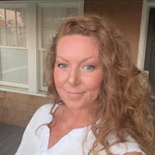 How do I make my phone the favorite in my Bronco?