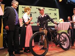 Er ist mitglied des tennisclubs in ihrer heimatgemeinde oberperfuss und nimmt im sommer an spielen der bezirksliga teil. Marcel Hirscher Race Fest Blog Des Tvb Annaberg Lungotz
