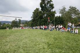 So, zuhause/zu hause and nachhause/nach hause are fixed phrases, meaning at home and towards home. Helitreff267 Alle Helis Sind Wieder Gut Nach Hause Gekommen Hotel Gut Schmelmerhof