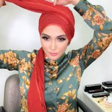 918 Begenme 15 Yorum Instagram Da Tesetturgiyim Esarp Sal Saldunyasii Tesetturelbisemodelleri Te Head Scarf Styles Turban Style Hijab Turban Style