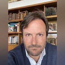 Víctor Manuel Avilés