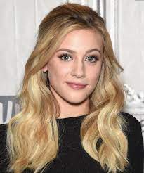Lili Reinhart Honey Blonde Hair Lili Reinhart Hair Beauty