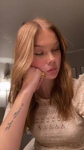 Ellen Blom's Instagram, Twitter & Facebook