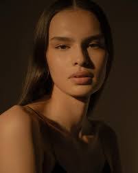 Devon Rogers's Instagram, Twitter & Facebook