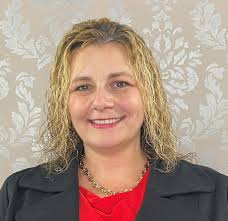 Danielle Malo Realtor Keller Williams Coastal and Lakes & Mountains Realty 