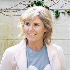 Freya Bliss's Instagram, Twitter & Facebook